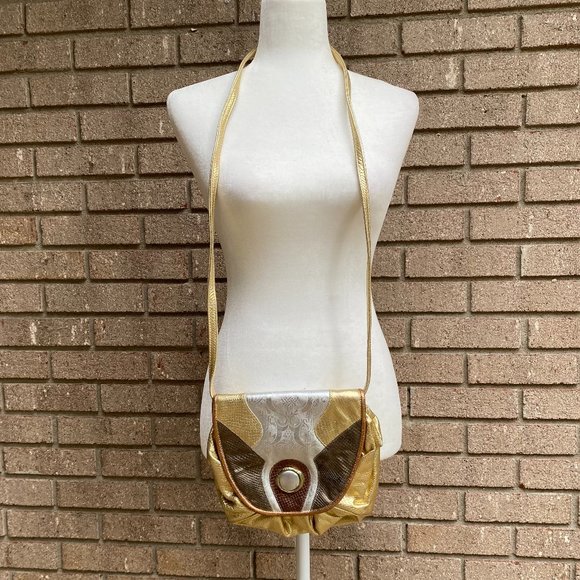 Vintage 80's HALA Gold Metallic Shoulder Bag Purse - Picture 2 of 15